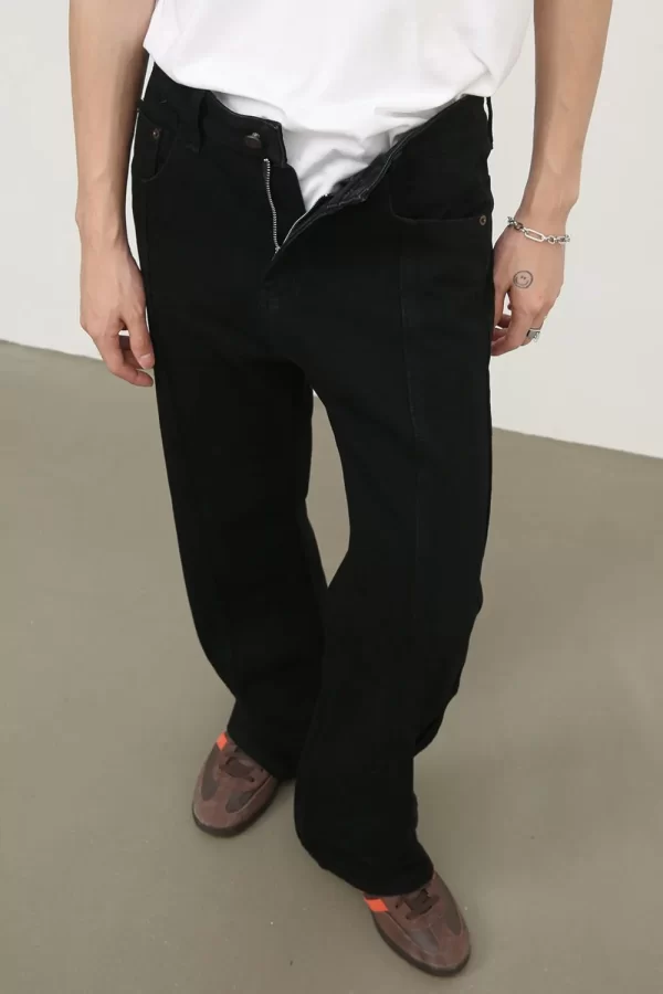 Men's Slim Fit Jeans with Pockets - Image 3