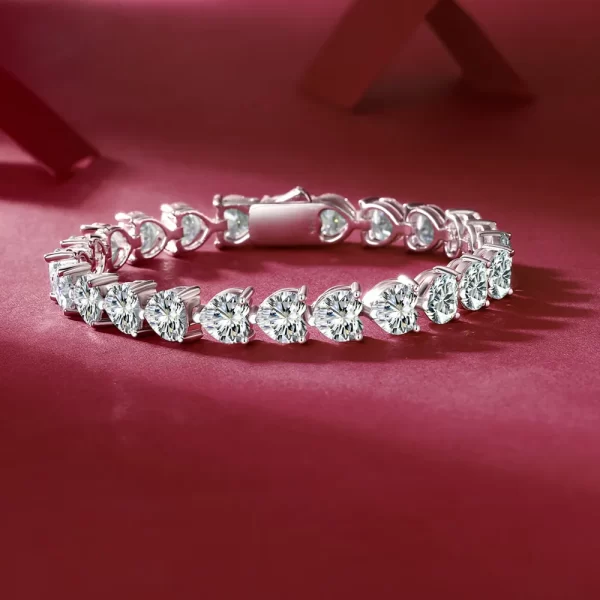 24 Carat Moissanite 925 Sterling Silver Heart Bracelet - Image 7