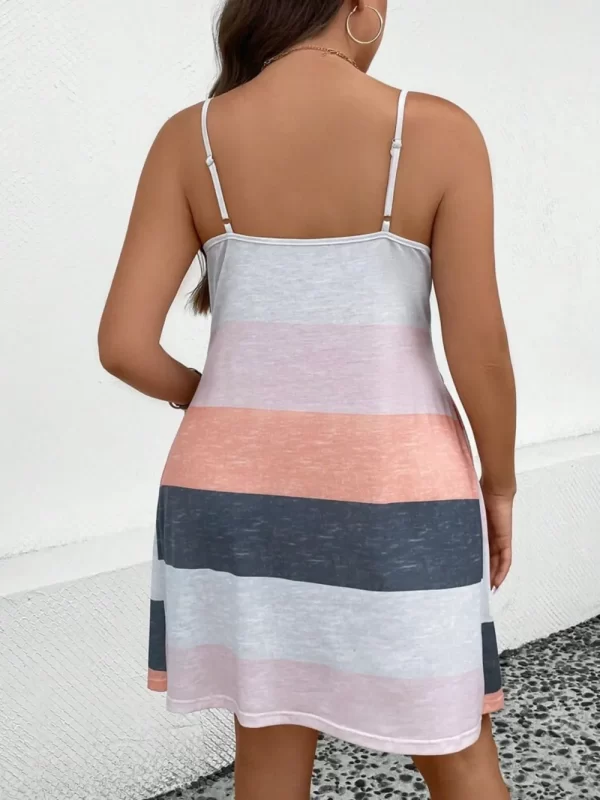Plus Size Color Block Scoop Neck Mini Dress - Image 6