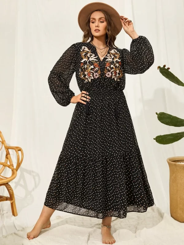 Plus Size Embroidered Tassel Balloon Sleeve Dress - Image 5