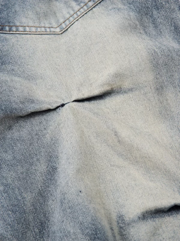Men's Washed Wide Leg Pleated Jeans - Image 3