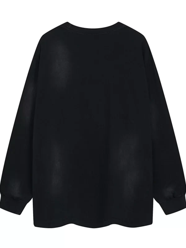 Men's Graphic Oversized Long Sleeve Sweatshirt - Image 9