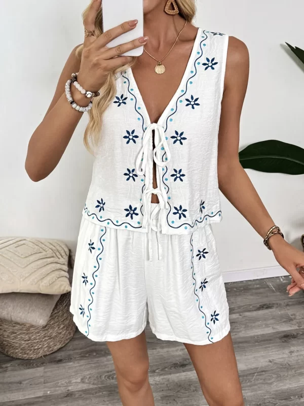 Floral Embroidered Vest and Shorts Set - Image 8