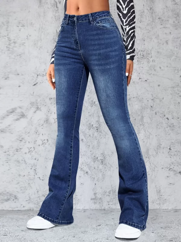 High Rise Jeans with Pockets - Image 5