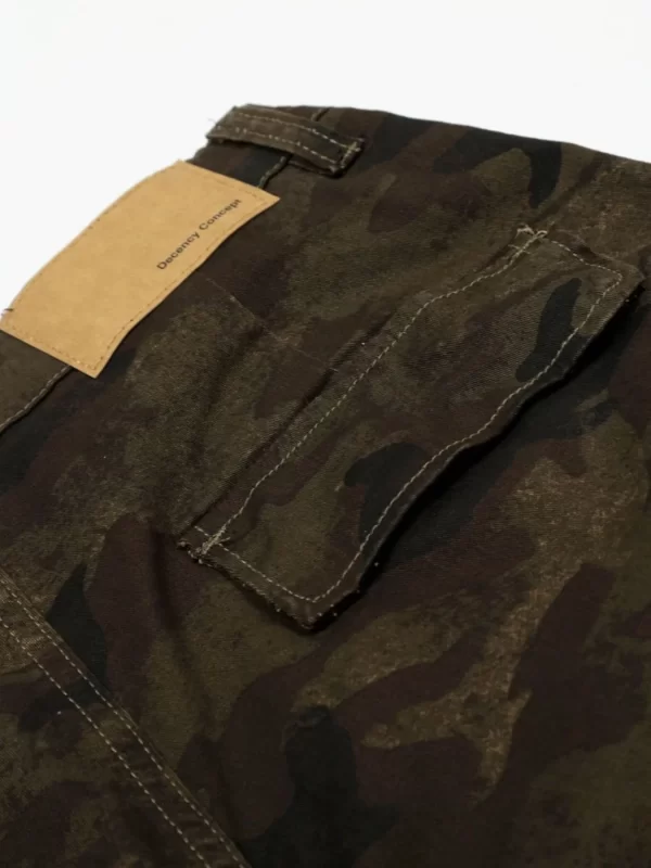Men's Camouflage Cargo Wide Leg Shorts - Image 8